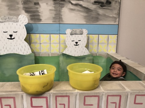 FDF3D40A-00A2-4251-85E3-7873A4A577C7