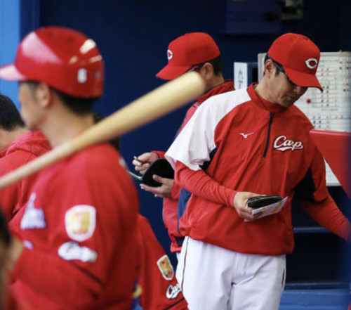 A42FB881-C4A6-4A4F-9BC9-63D1A0845CD3